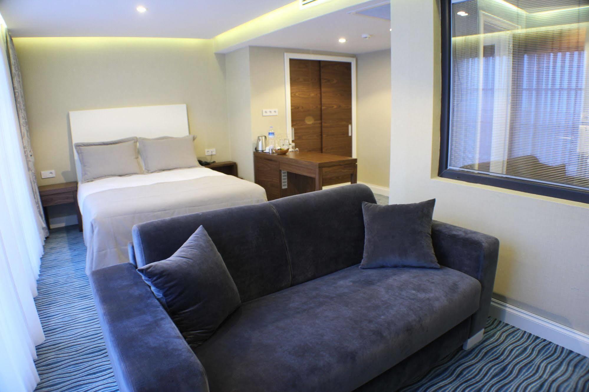 Aston Hotel Taksim Istambul Exterior foto